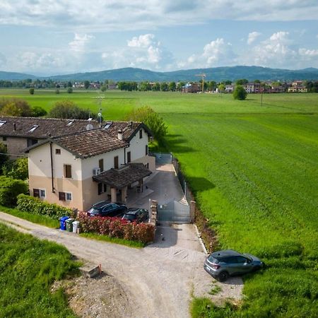 Due Maesta Home Reggio Emilia Exterior photo